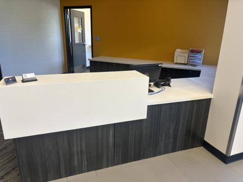 Hickman-Mills-Finished-Casework-IMG 0170
